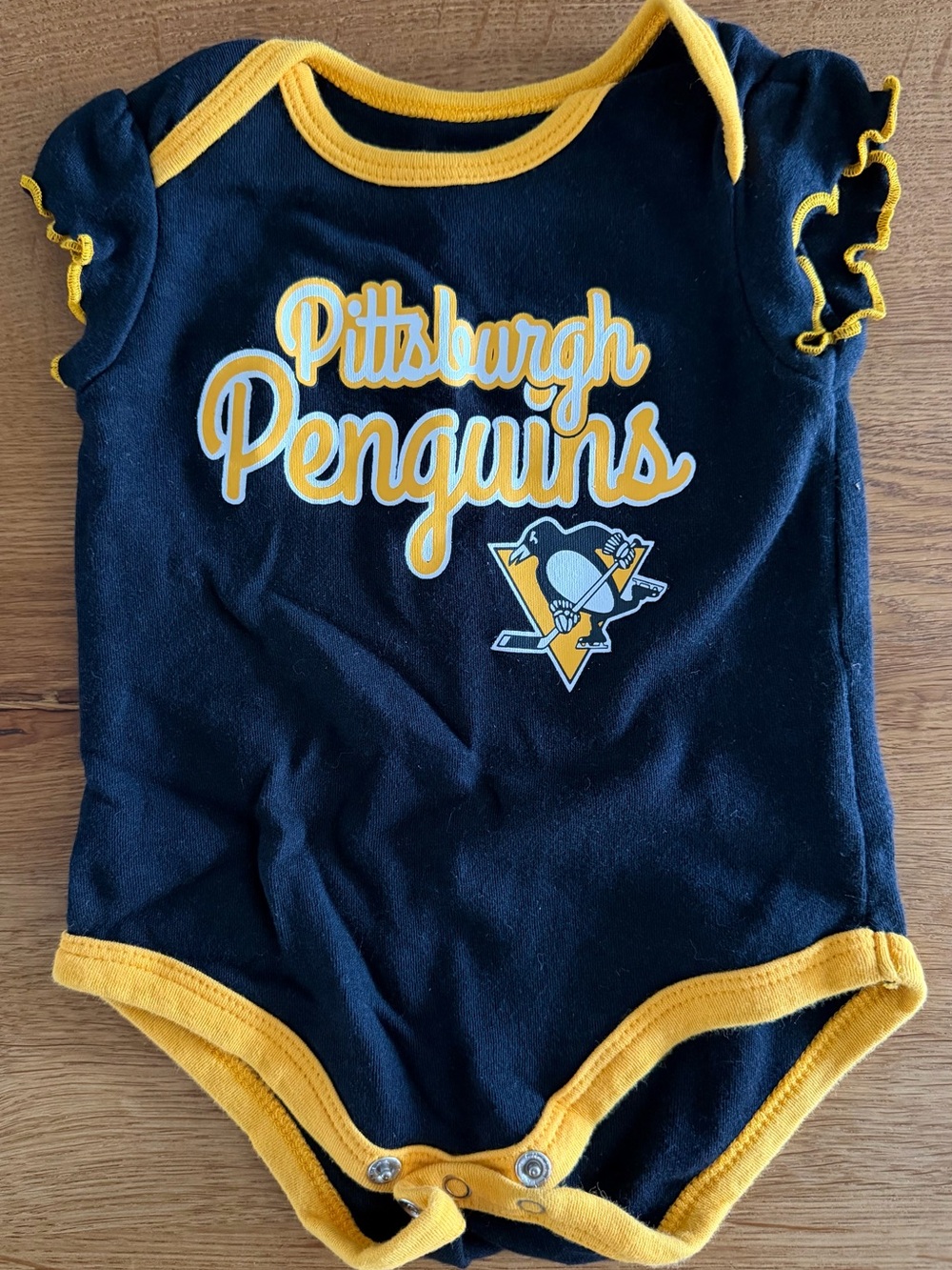 NHL Pittsburgh Penguins Black & Gold Baby Girl Bodysuit